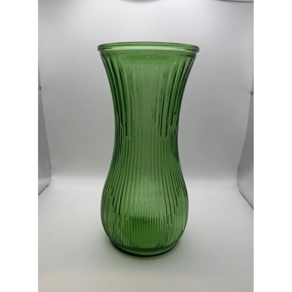 Vintage Hoosier Glass Green Ribbed Vase 4087-A 10